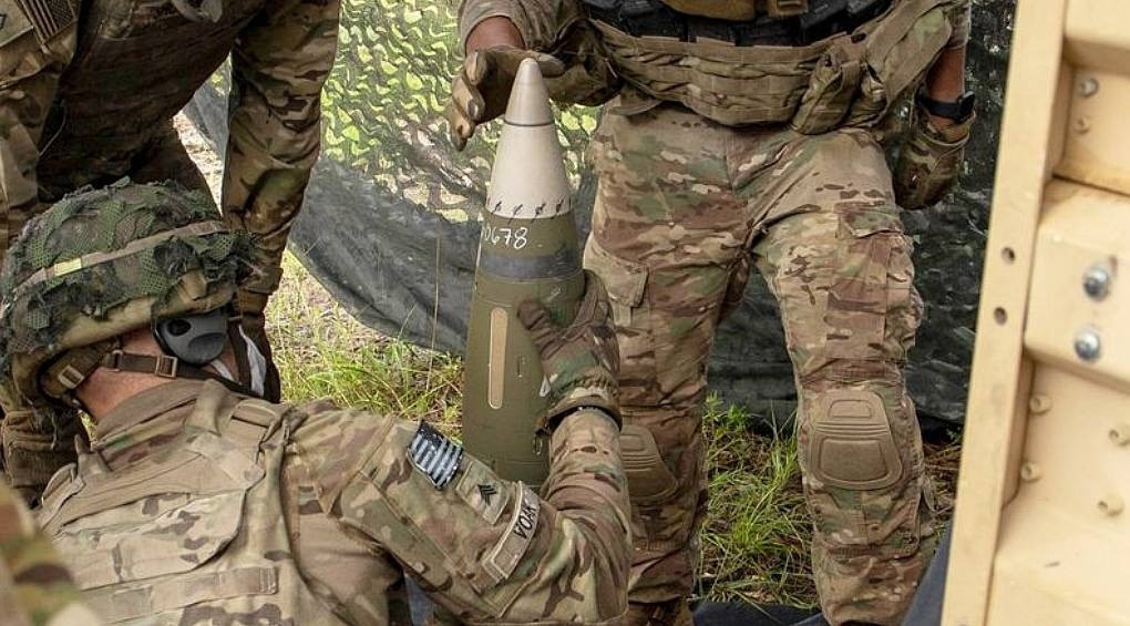 Excalibur: на озброєння України надійшов найточніший артилерійський снаряд США