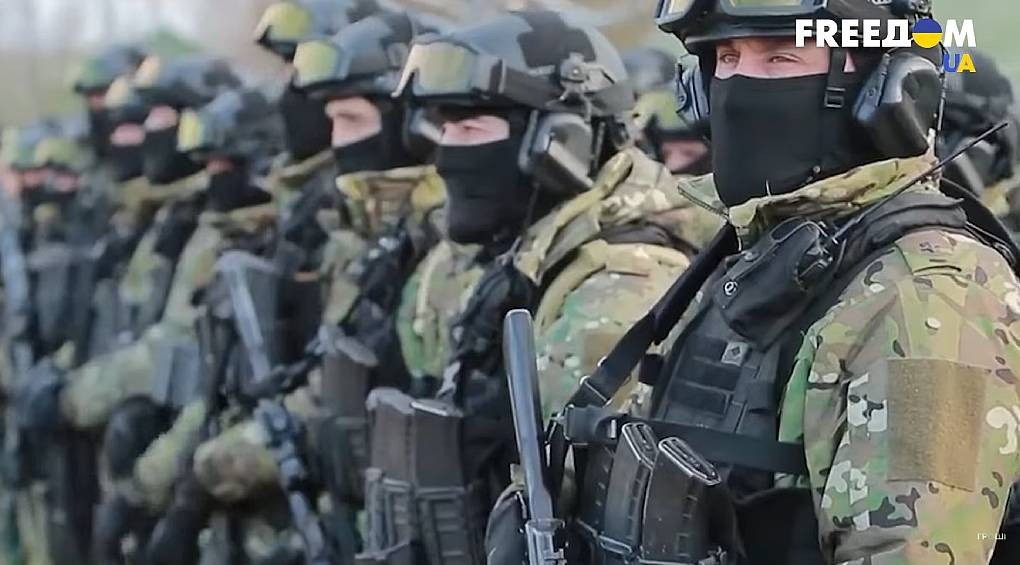 Мотивация по-русски: путин поставил отряды кадыровцев, чтобы те стреляли в отступающих солдат рф