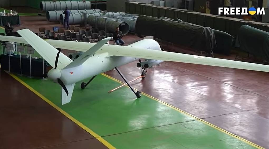 Новый кошмар кремля «Сокол-300»: украинские инженеры разработали дрон, который способен долететь до мурманска и новосибирска