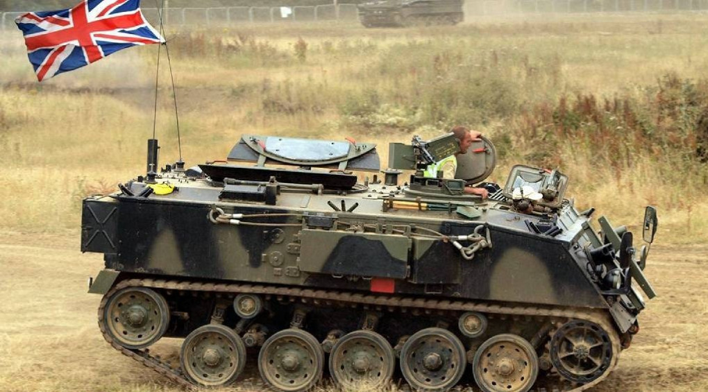 Танки «Challenger 2» для Украины: Минобороны Великобритании опубликовало кадры с возможностями этих боевых машин