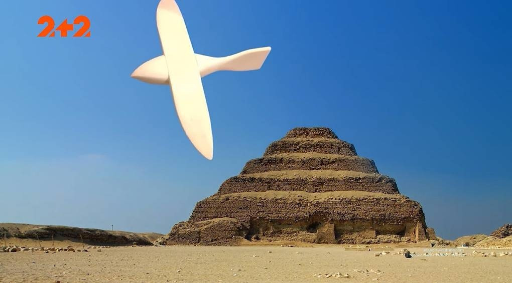 Стародавні єгиптяни могли літати: у Єгипті знайшли дерев’яну фігурку птаха, яка при дослідженні виявилася моделлю літака