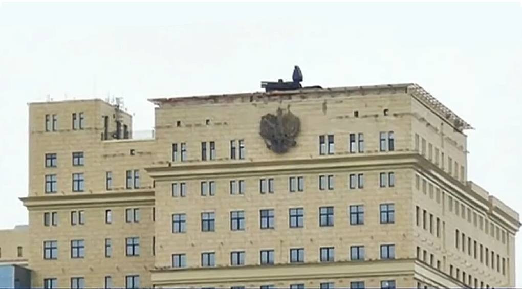 ЗРК «Панцир-С1» у центрі москви: для чого на дахах у столиці росії встановили системи ППО?