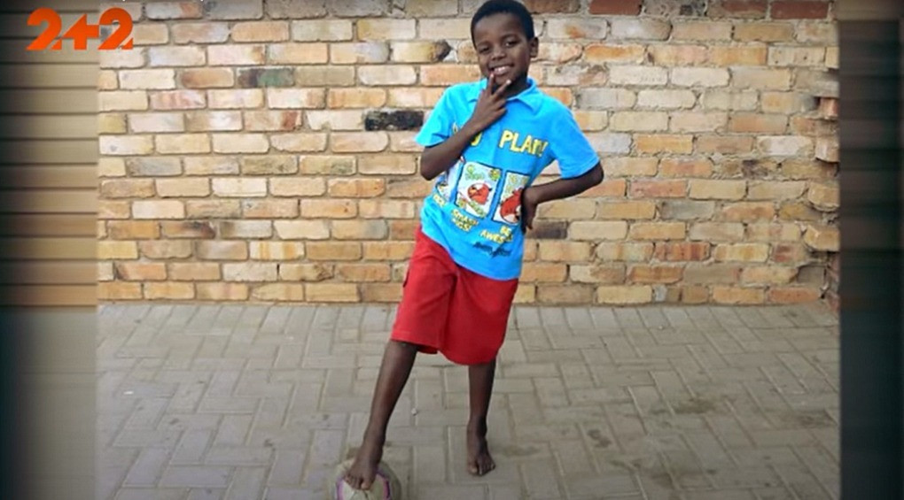 Відпрацьовував кармічний борг: у ПАР 8-річний хлопчик одружився з жінкою, що годиться йому в бабусі