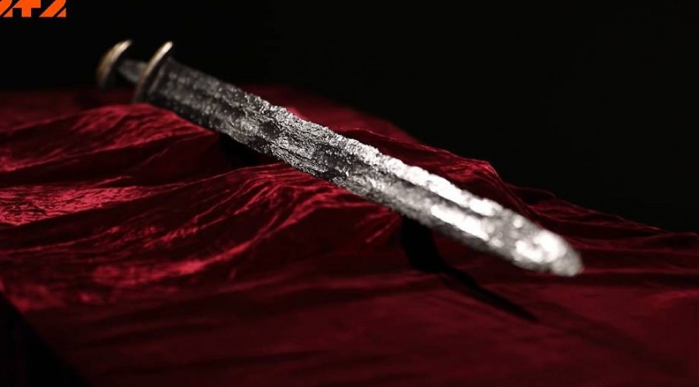 Знайдений у Запоріжжі тисячолітній меч, найвірогідніше, належав легендарному князеві Святославу Завойовнику