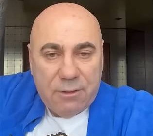 «Винні пранкери»: продюсер Пригожин поспішив виправдатися за розмову з мільярдером Ахмедовим про нинішню владу рф