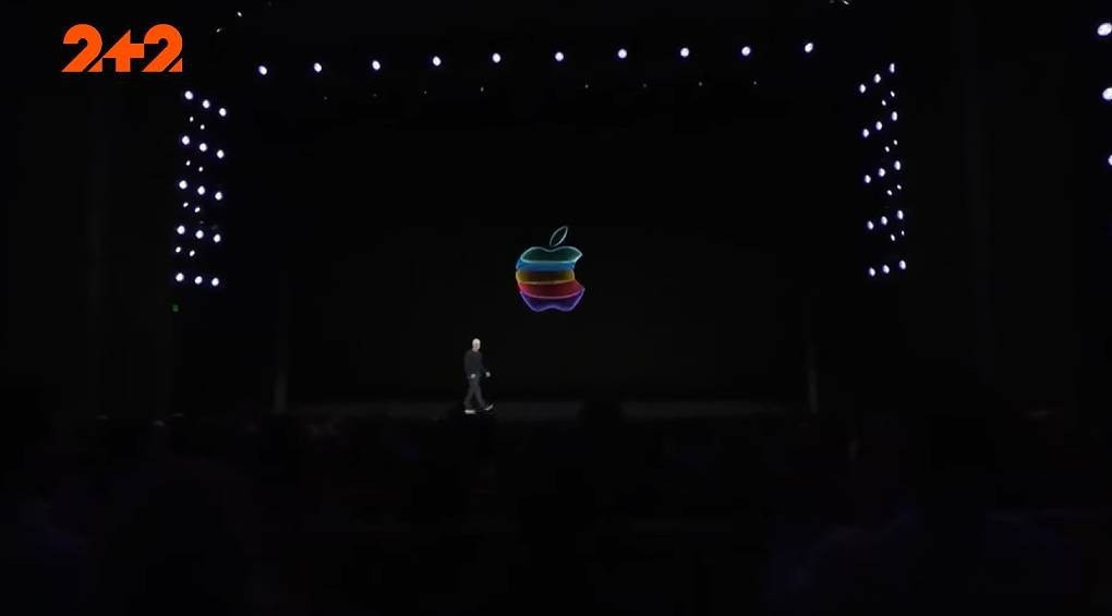 «Ми вас любимо»: компанія Apple пожартувала над своїми користувачам, відправивши загадкове послання