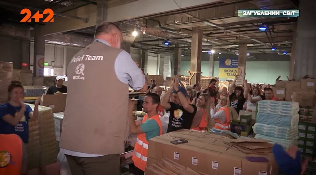Пищевые войска: повар с мировым именем открыл в Украине 510 точек помощи пострадавшим