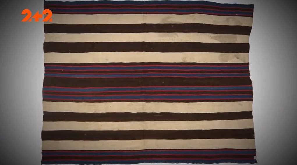 Сокровища бабушкиного шкафа: старое одеяло, которое считали тряпкой, оказалось эксклюзивной вещью за $1,5 миллиона