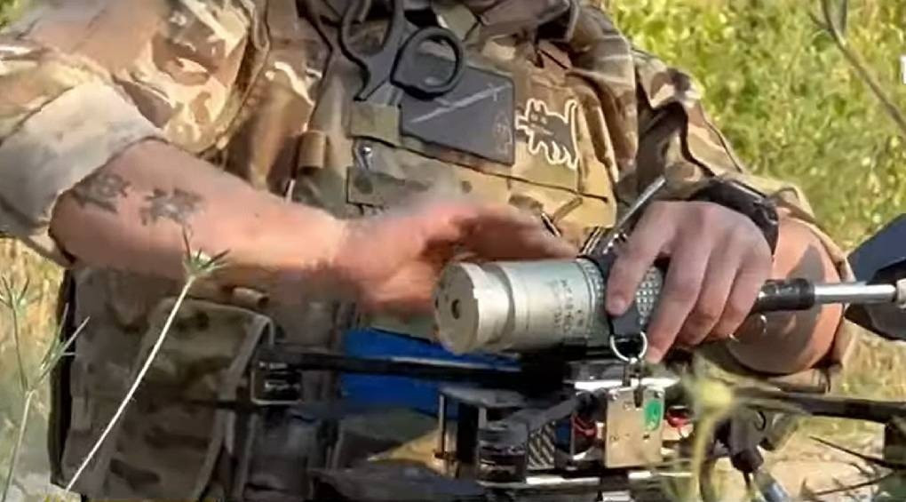 Небесні снайпери: десантники ЗСУ активно знищують ворогів за допомогою FPV дронів