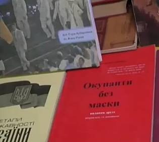 Спасая наследие: библиотекарь из Донецкой области открыла в Черкассах уголок для чтения с украинской литературой