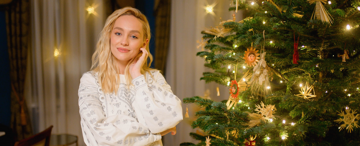 Улюблені епізоди шоу “Я люблю Україну”, чаклунка Анджеліна Джолі та святковий проєкт “Різдво. Ти не один”: зустрічайте Новий 2024 рік з кращим контентом на телеканалі ТЕТ