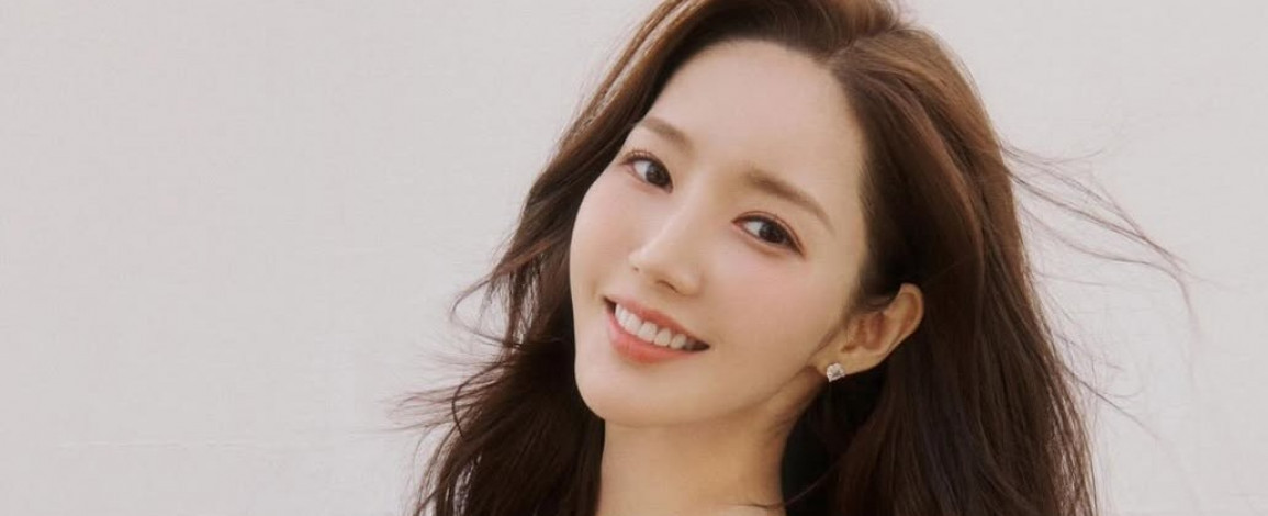 Фарфоровая кожа и сияющая красота: секреты идеальной внешности корейских актёров